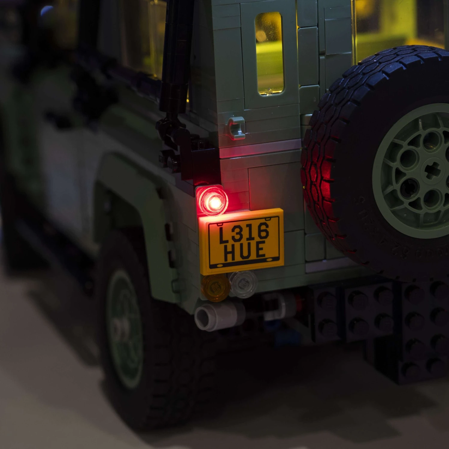 LEGO® Land Rover Classic Defender 90 #10317 DIY Light Bundle(Lego Land Rover Classic Defender 90 10317 Diy Light Bundle) 10 LEGO® Land Rover Classic Defender 90 #10317 DIY Light Bundle(Lego Land Rover Classic Defender 90 10317 Diy Light Bundle) - Image 8