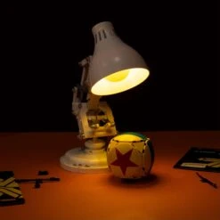 LEGO® Disney™ Pixar Luxo Jr. #21357 DIY Light Bundle(Lego Disney Pixar Luxo Jr 21357 Diy Light Bundle)