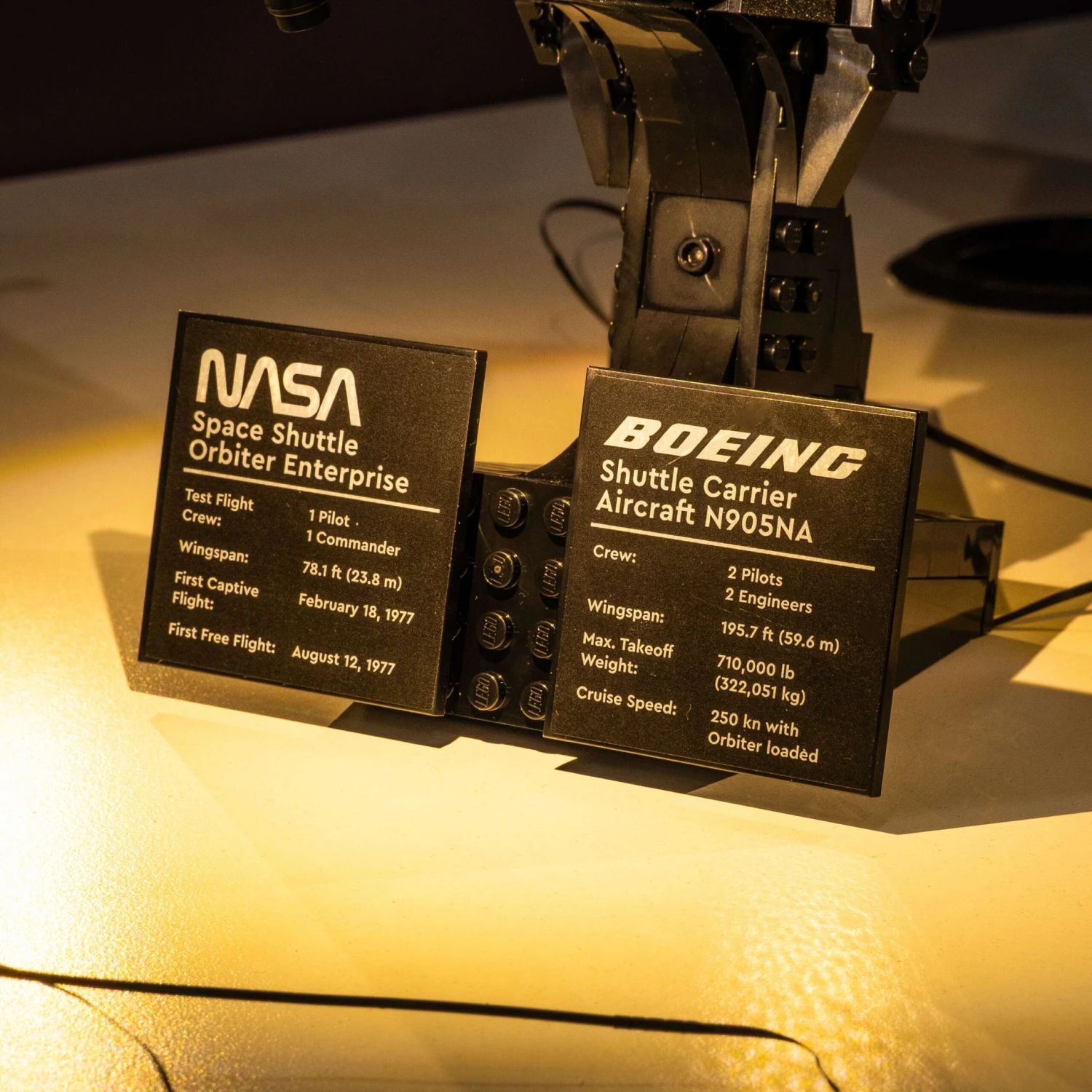 LEGO® Shuttle Carrier Aircraft #10360 DIY Light Bundle(Lego Shuttle Carrier Aircraft 10360 Diy Light Bundle) 9 LEGO® Shuttle Carrier Aircraft #10360 DIY Light Bundle(Lego Shuttle Carrier Aircraft 10360 Diy Light Bundle) - Image 7