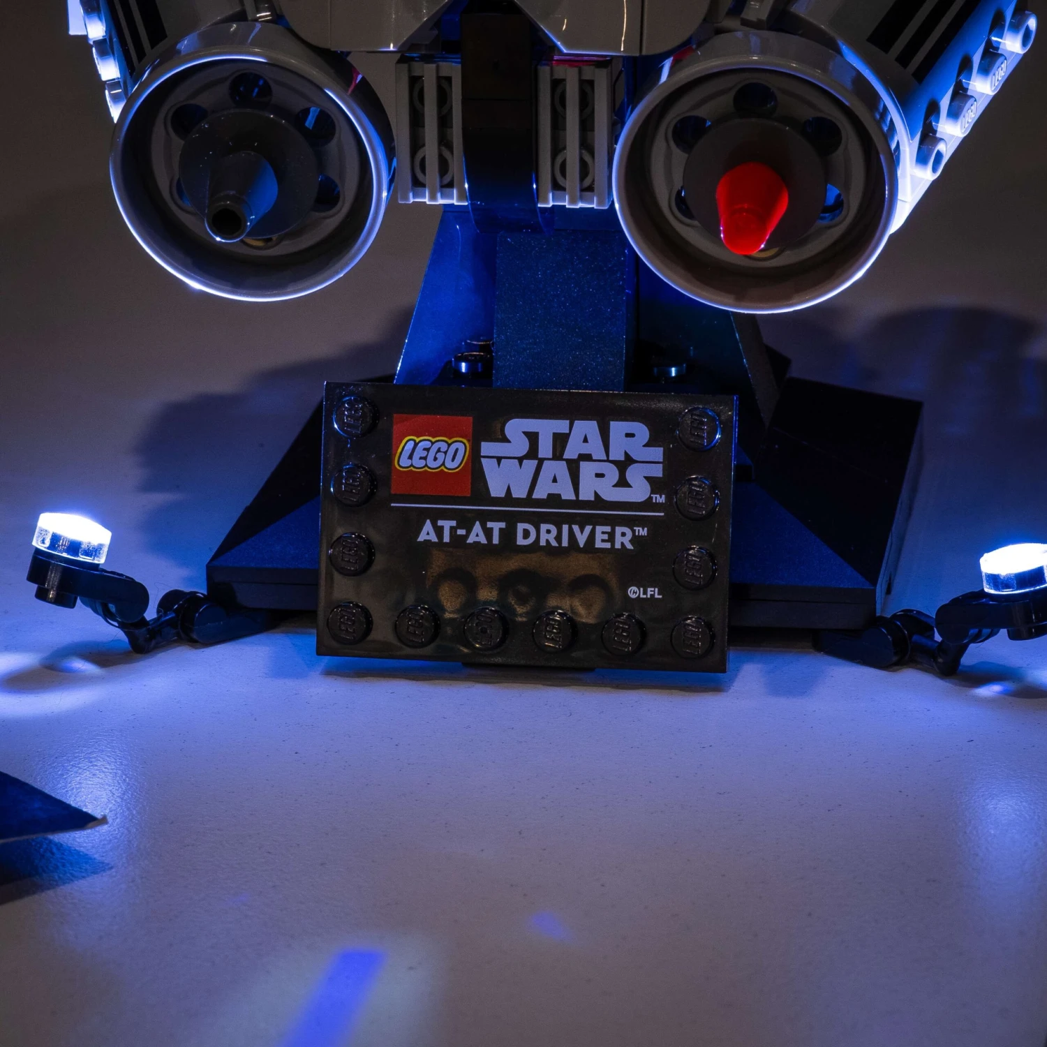 LEGO® AT-AT Driver Helmet™ #75429 DIY Light Bundle(Lego At At Driver Helmet 75429 Diy Light Bundle) 7 LEGO® AT-AT Driver Helmet™ #75429 DIY Light Bundle(Lego At At Driver Helmet 75429 Diy Light Bundle) - Image 5